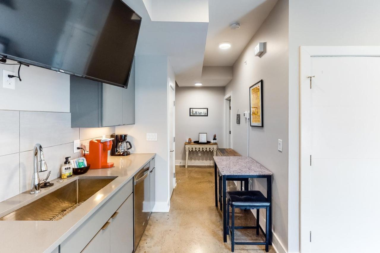 Music City Modern Apartment Nashville Ngoại thất bức ảnh